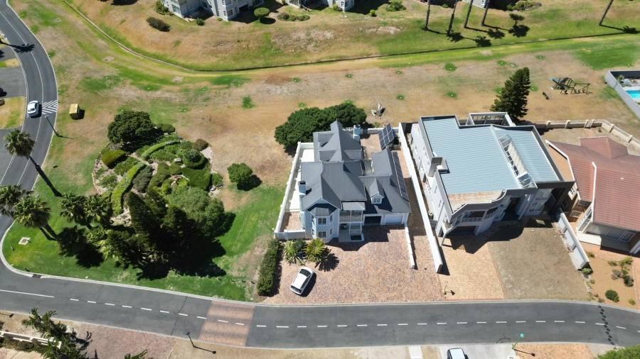 5 Bedroom Property for Sale in Greenways Golf Estate Western Cape